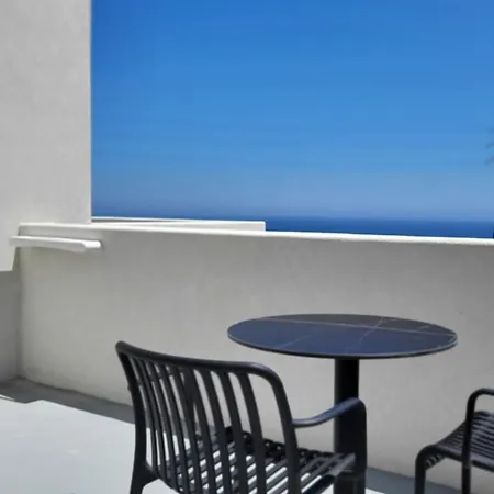 Maeva Santorini Aparthotel *