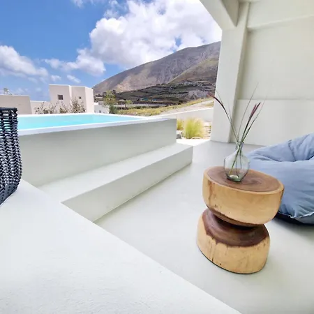 Maeva Santorini Aparthotel Pýrgos